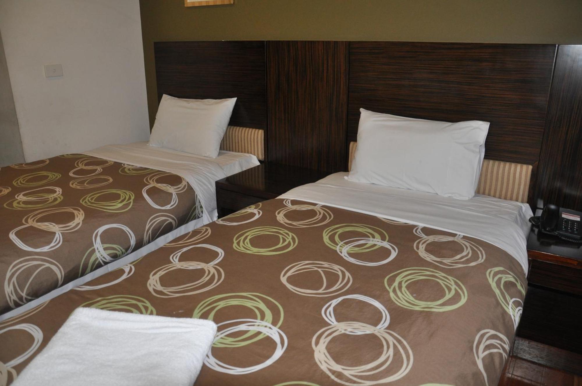 Yti Garden Hotel Melbourne Exterior foto
